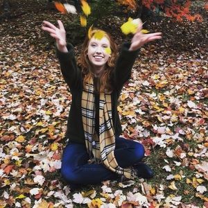 Meet your Posher, Madelyn